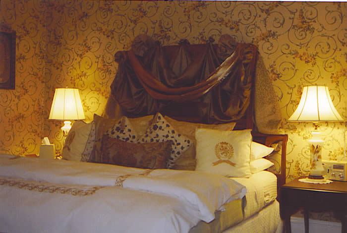konigzimmer Suite bedroom